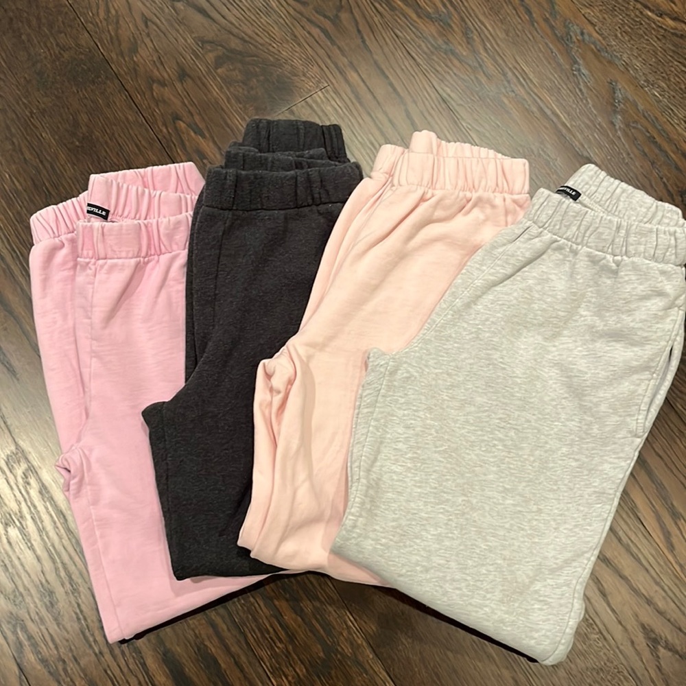 BUNDLE: 4 Brandy Melville sweatpants